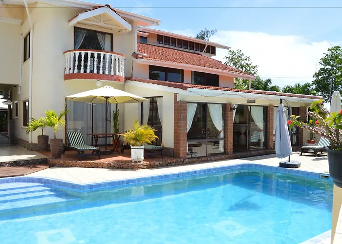 Carana Hilltop Seychelles Guest house 4*