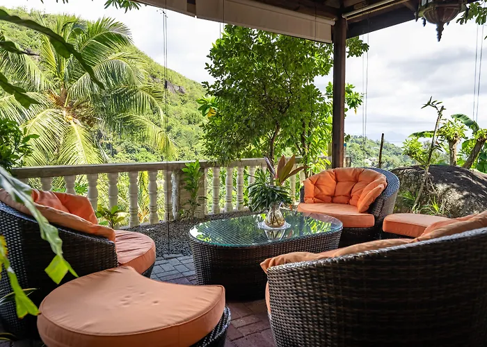 Guest house Carana Hilltop Seychelles 4*