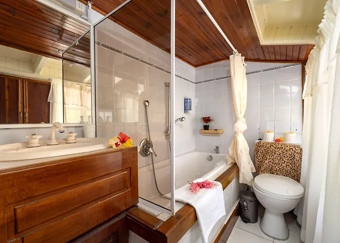 Carana Hilltop Seychelles 4* Glacis (Mahe)