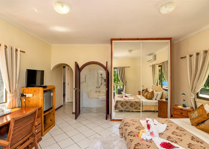 Carana Hilltop Seychelles 4* Glacis (Mahe)