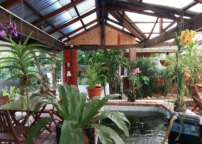 Guest house Carana Hilltop Seychelles 4*