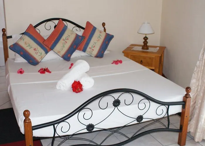 Carana Hilltop Seychelles Guest house 4*