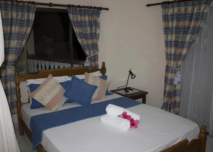 Carana Hilltop Seychelles 4* Glacis (Mahe)