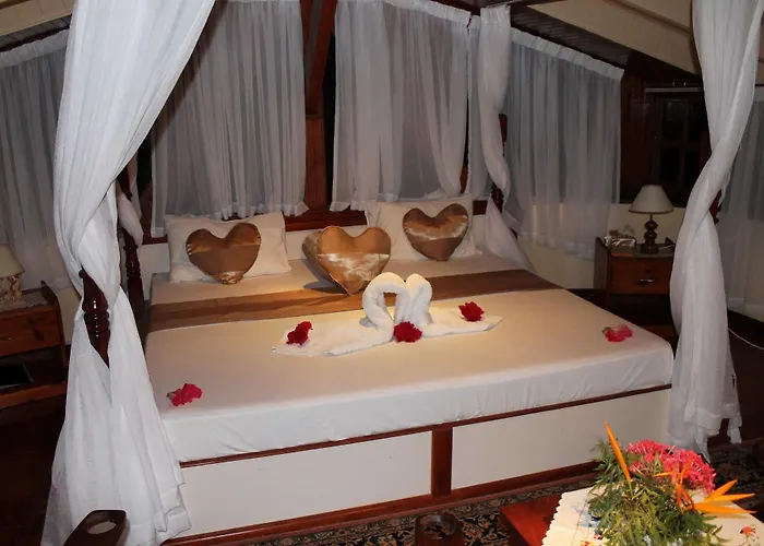 Carana Hilltop Seychelles 4* Glacis (Mahe)